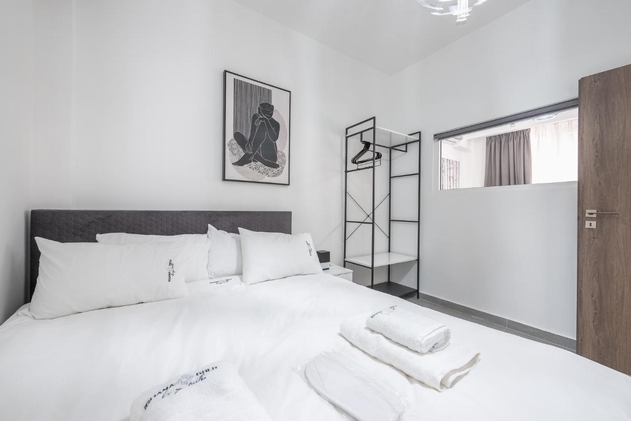 Iguana Gold Luxury Suites 2 أثينا المظهر الخارجي الصورة